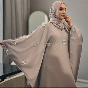 Butterfly Abaya – Iridescent Lilac Satin with Crystal Embellishments